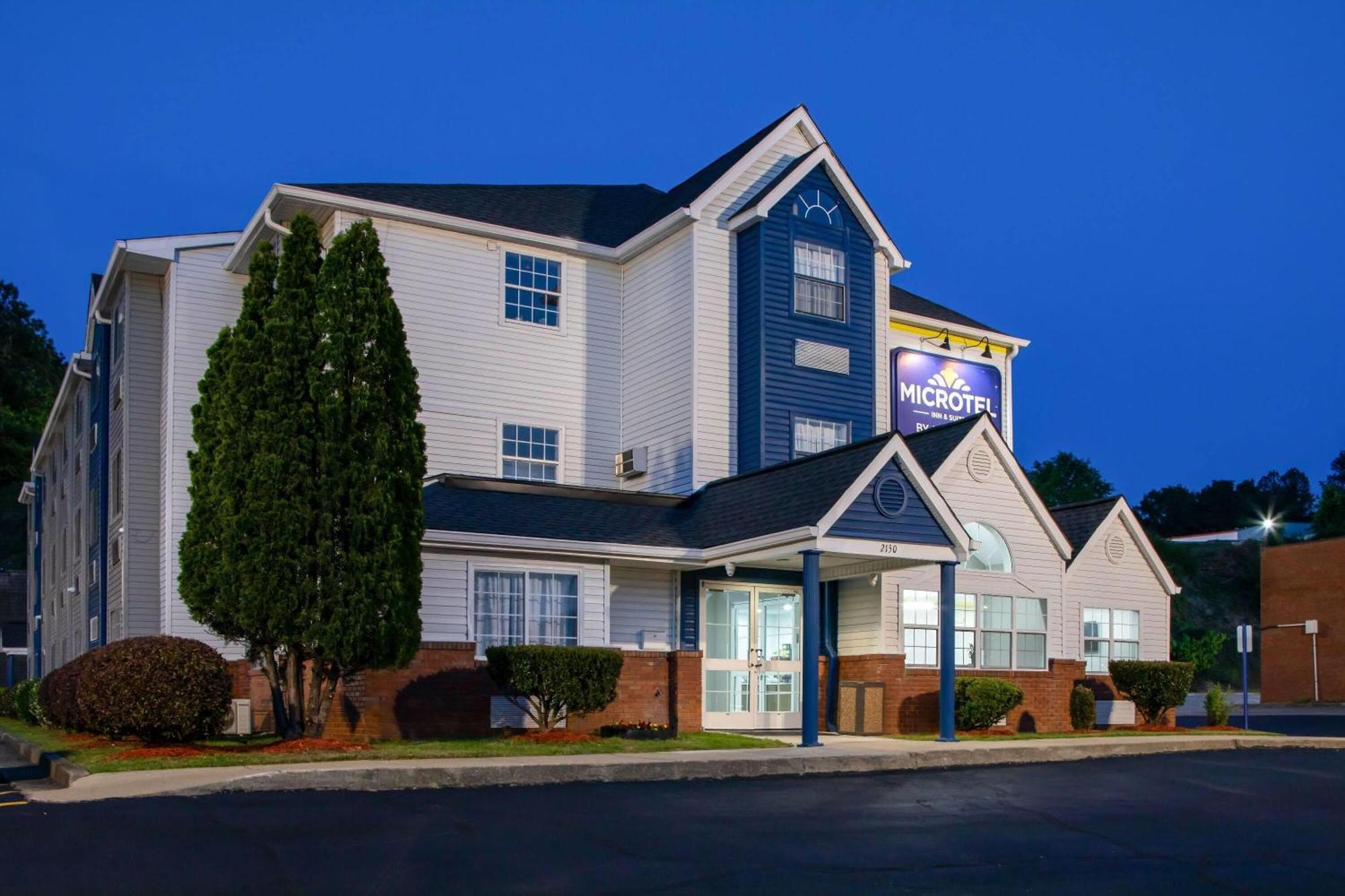 Microtel Inn & Suites By Wyndham Норкросс Экстерьер фото